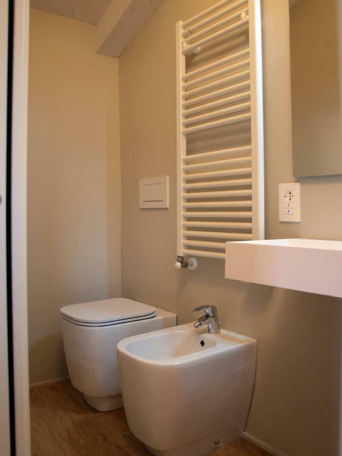 Cosmopolitan Central Rooms Болонья Экстерьер фото